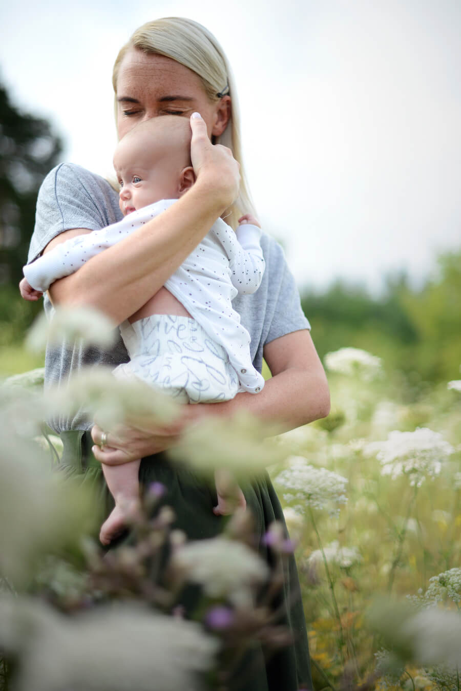 DELUXE VELVET Love Live Laugh