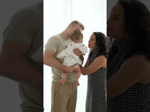 DELUXE VELVET Love Live Laugh